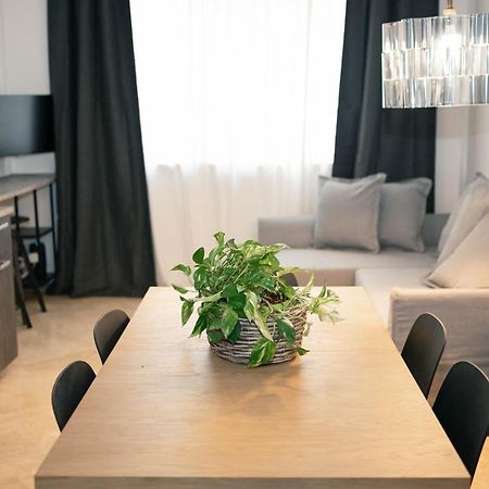 Black Marble - Design Apartment Bari Eksteriør bilde