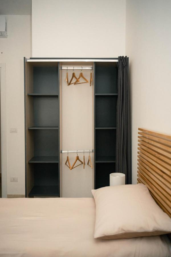 Black Marble - Design Apartment Bari Eksteriør bilde